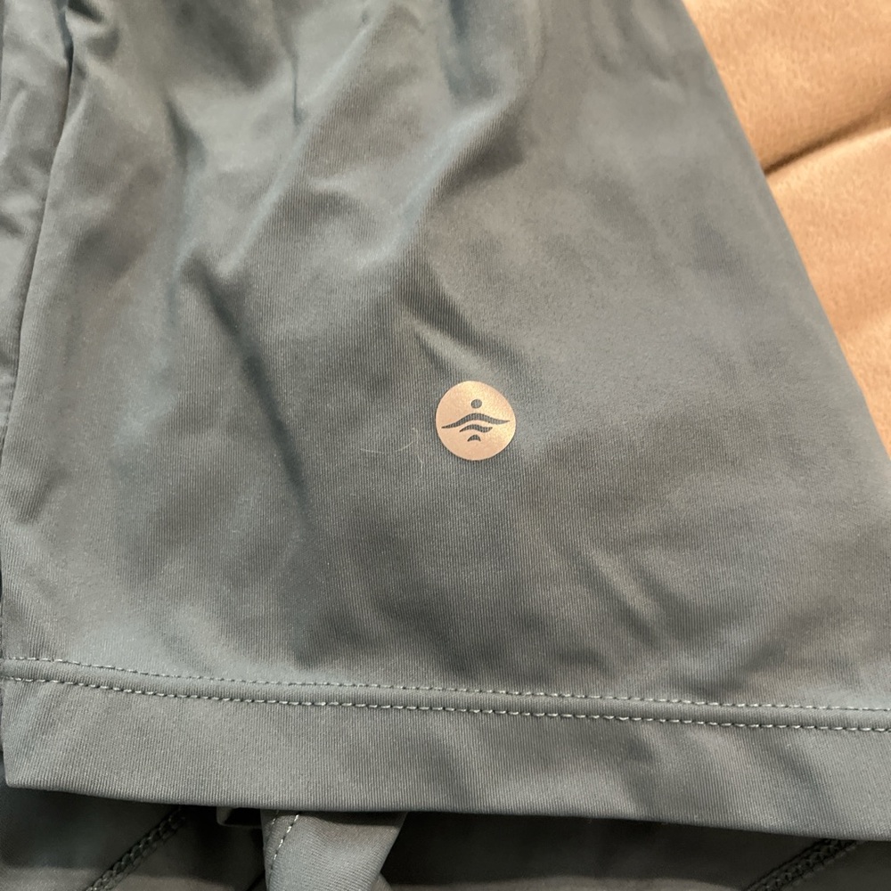 HALARA High Rise Shorts